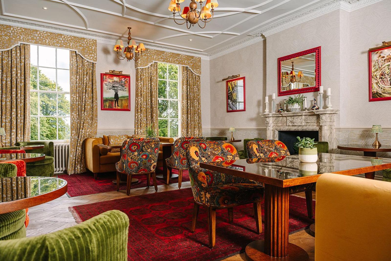 Hotel Hall 4*