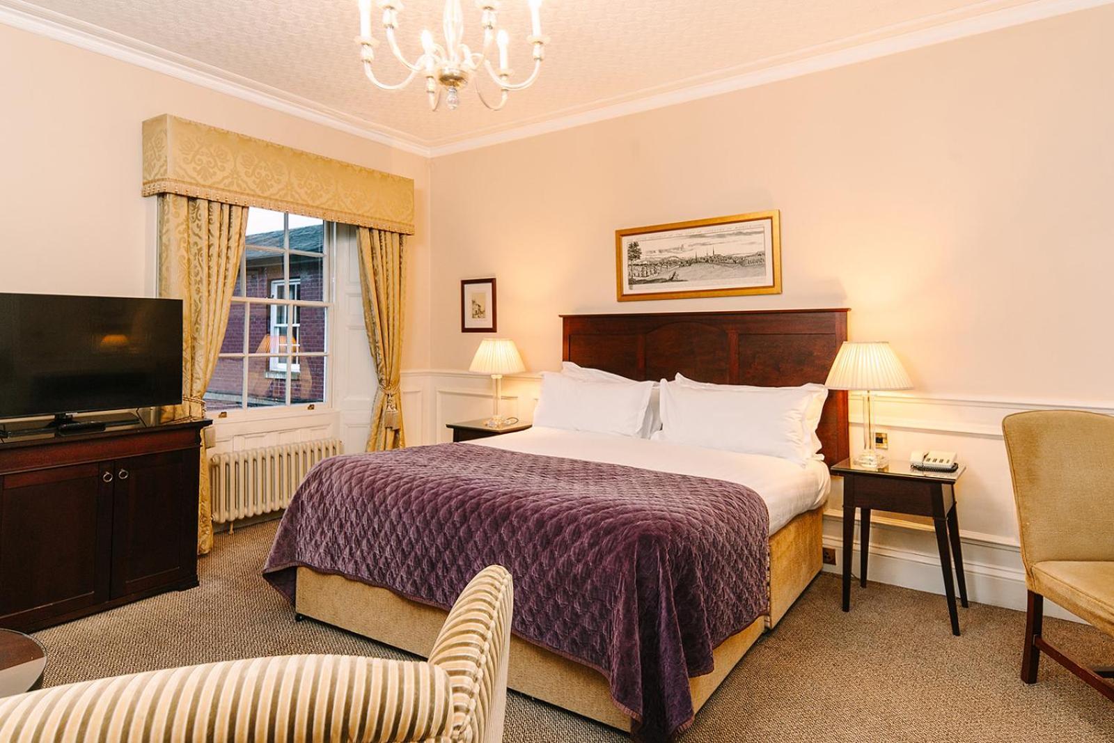 Hotel Hall